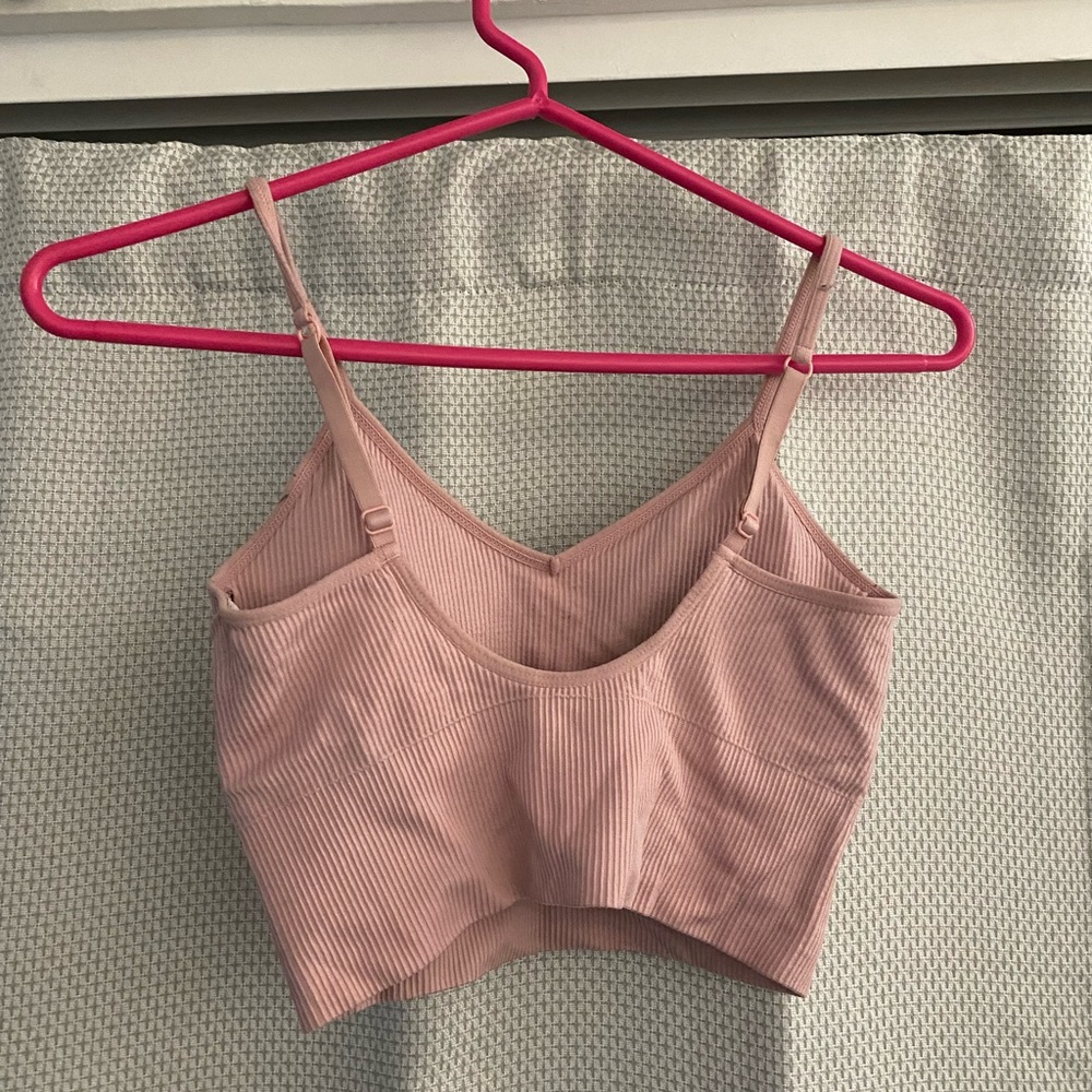 workout top - Picture 2 of 2